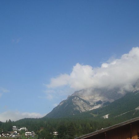 Gaestehaus Alpenstern Ehrwald Exterior foto